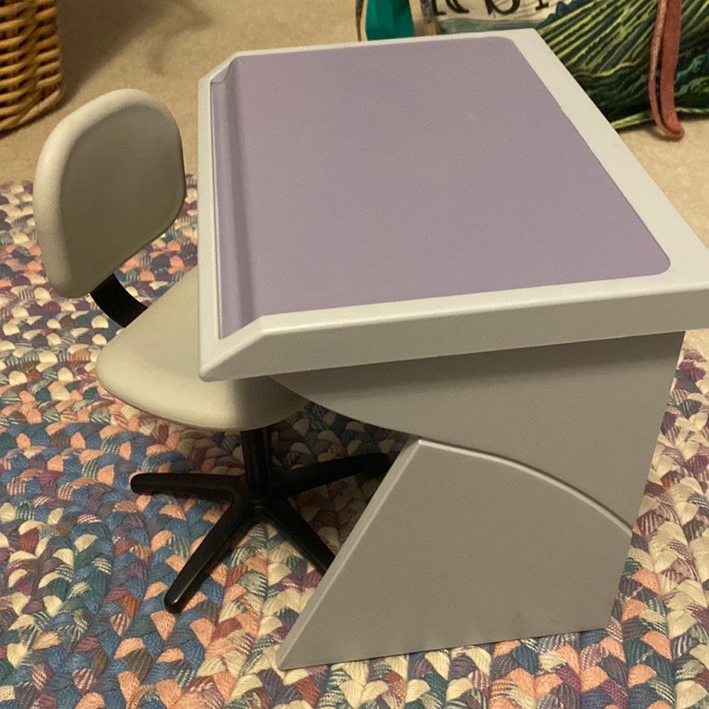 American Girl Doll Pleasant Company Computer Desk and Chair